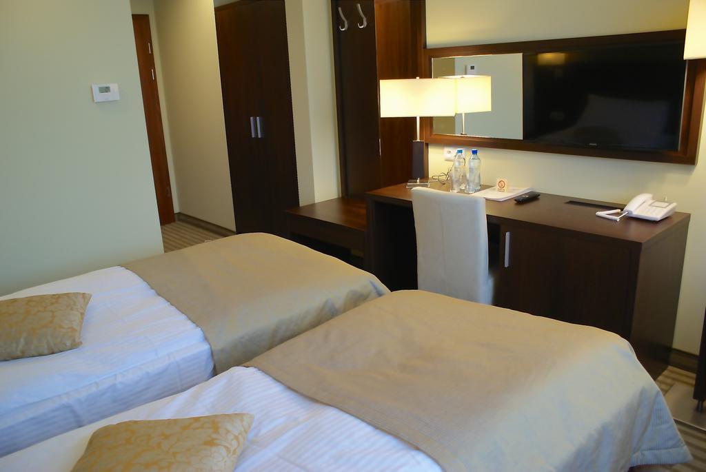 Hotel Lazur Spa & Conference Kaliszki الغرفة الصورة
